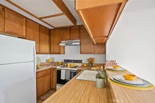 18242 Parkview, Huntington Beach, CA 92648 - Photo 9