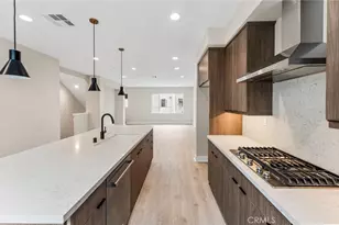 101 Kimberwick Ct, Burbank, CA 91506 - Photo 21