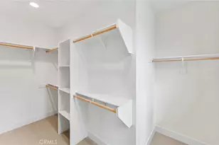 101 Kimberwick Ct, Burbank, CA 91506 - Photo 29