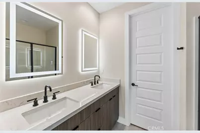 101 Kimberwick Court, Burbank, CA 91506 - Photo 27