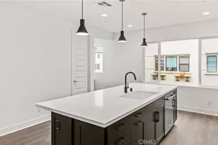 107 Kimberwick Ct, Burbank, CA 91506 - Photo 15