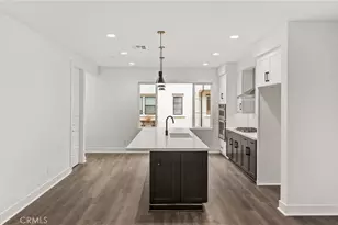 107 Kimberwick Ct, Burbank, CA 91506 - Photo 9