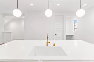 106 Kimberwick Ct, Burbank, CA 91506 - Photo 17