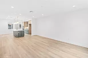 106 Kimberwick Ct, Burbank, CA 91506 - Photo 9