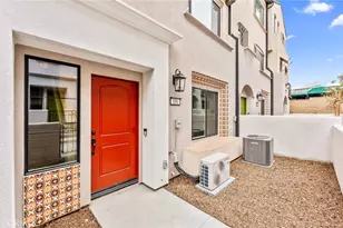 106 Kimberwick Ct, Burbank, CA 91506 - Photo 3