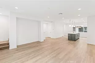 106 Kimberwick Ct, Burbank, CA 91506 - Photo 11