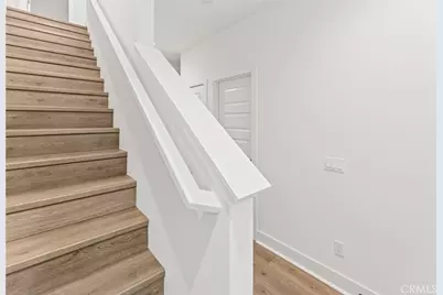 106 Kimberwick Court, Burbank, CA 91506 - Photo 9