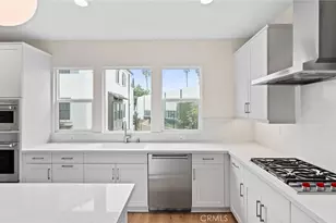 104 Kimberwick Ct, Burbank, CA 91506 - Photo 19