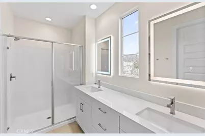 104 Kimberwick Court, Burbank, CA 91506 - Photo 31