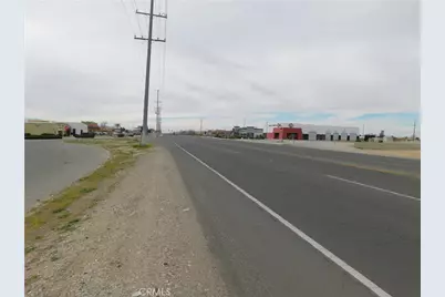 21100 Bear Valley Road, Apple Valley, CA 92307 - Photo 7