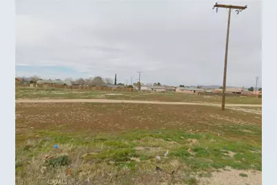 21100 Bear Valley Road, Apple Valley, CA 92307 - Photo 1