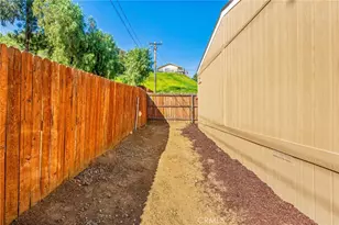 17603 Hays, Lake Elsinore, CA 92530 - Photo 29