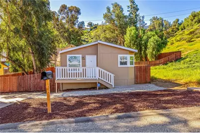 17603 Hays, Lake Elsinore, CA 92530 - Photo 3