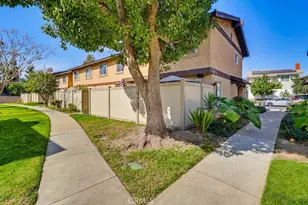 7455 Shadyglade, North Hollywood, CA 91605 - Photo 41