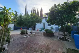 1434 N Genesee Ave, Los Angeles, CA 90046 - Photo 15