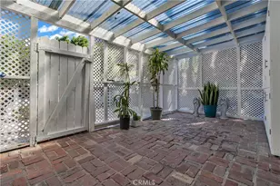 1434 N Genesee Ave, Los Angeles, CA 90046 - Photo 27