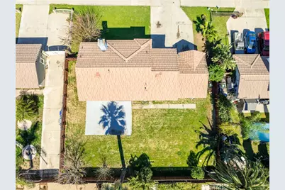 821 E Etiwanda, Rialto, CA 92376 - Photo 31