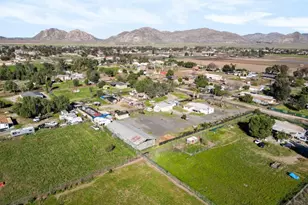 31721 Meadow Blossom, Nuevo, CA 92567 - Photo 37
