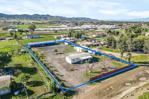 31721 Meadow Blossom, Nuevo, CA 92567 - Photo 9