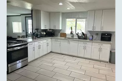 31721 Meadow Blossom, Nuevo, CA 92567 - Photo 7