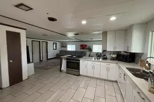 31721 Meadow Blossom, Nuevo, CA 92567 - Photo 9