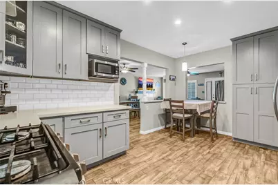 8952 Dudlext, South Gate, CA 90280 - Photo 5