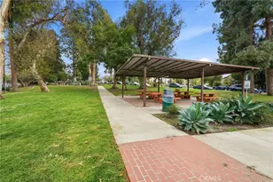 871 S Lucerne, Los Angeles, CA 90005 - Photo 33