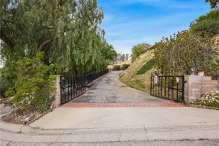 291 Jennifer, Banning, CA 92220 - Photo 37