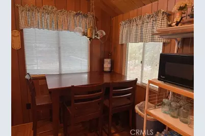 719 Ridge Way, Green Valley Lake, CA 92341 - Photo 23