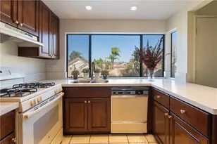 1327 Melville Dr, Riverside, CA 92506 - Photo 13