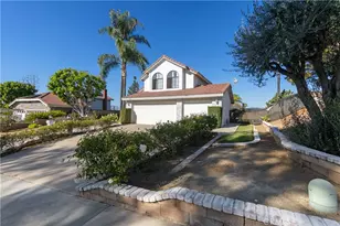 1327 Melville Dr, Riverside, CA 92506 - Photo 41