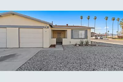 395 Antigua, Hemet, CA 92545 - Photo 3