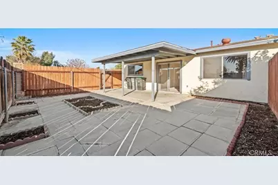 395 Antigua, Hemet, CA 92545 - Photo 23