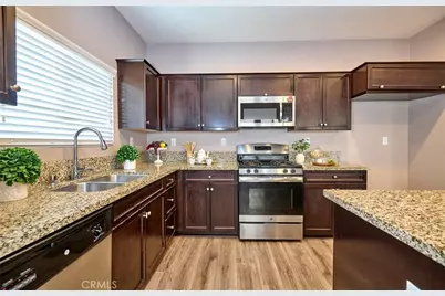 16782 Buttonwood, Fontana, CA 92336 - Photo 7