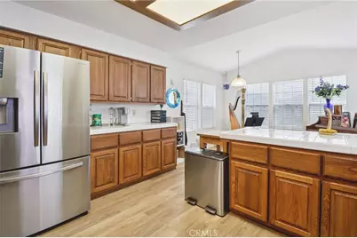 1043 Kite Ln, Vista, CA 92081 - Photo 11