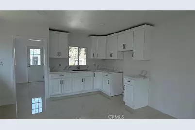 155 E 84th Street, Los Angeles, CA 90003 - Photo 21