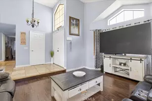 26419 Capay Bay Ct, Moreno Valley, CA 92555 - Photo 9