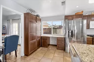 26419 Capay Bay Ct, Moreno Valley, CA 92555 - Photo 17