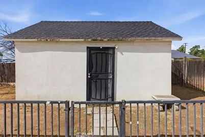 3383 Highland, Highland, CA 92346 - Photo 31