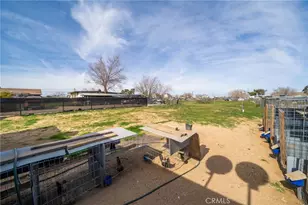 11986 White Ave, Adelanto, CA 92301 - Photo 15