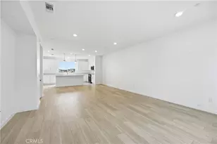 27329 Bear Creek Ln, Valencia, CA 91381 - Photo 13