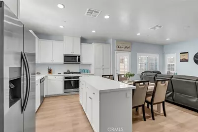 16064 Symphony Lane, Fontana, CA 92336 - Photo 13