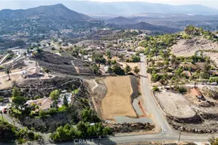 14735 Descanso, Lake Mathews, CA 92570 - Photo 11