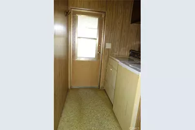 770 S Lyon, Hemet, CA 92543 - Photo 17