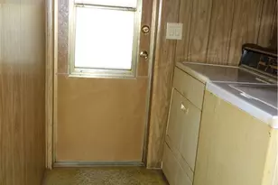 770 S Lyon, Hemet, CA 92543 - Photo 17