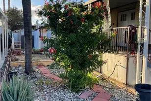 4400 Florida, Hemet, CA 92545 - Photo 3