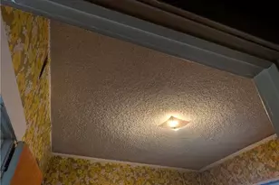 975 E 43rd St, Los Angeles, CA 90011 - Photo 11