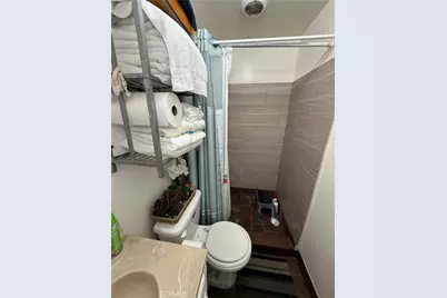 1447 N Avalon Boulevard, Wilmington, CA 90744 - Photo 15