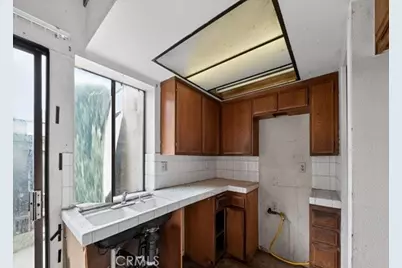 534 S Flower Circle, Orange, CA 92868 - Photo 7