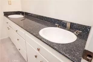 4227 Miramonte Pl, Riverside, CA 92501 - Photo 19